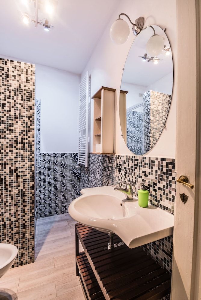 A Few Steps to The Duomo Enchanting 2BD Apt Apartment, 2 Bedrooms 23