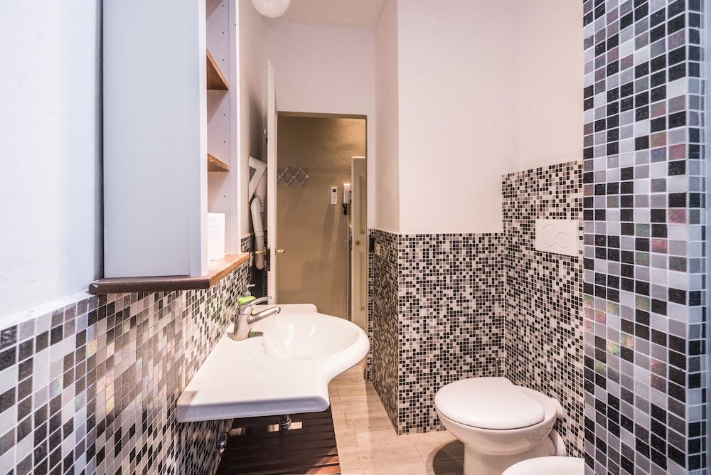 A Few Steps to The Duomo Enchanting 2BD Apt Apartment, 2 Bedrooms 24