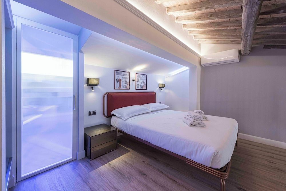 undefined Giglio di Firenze by Mmega 8