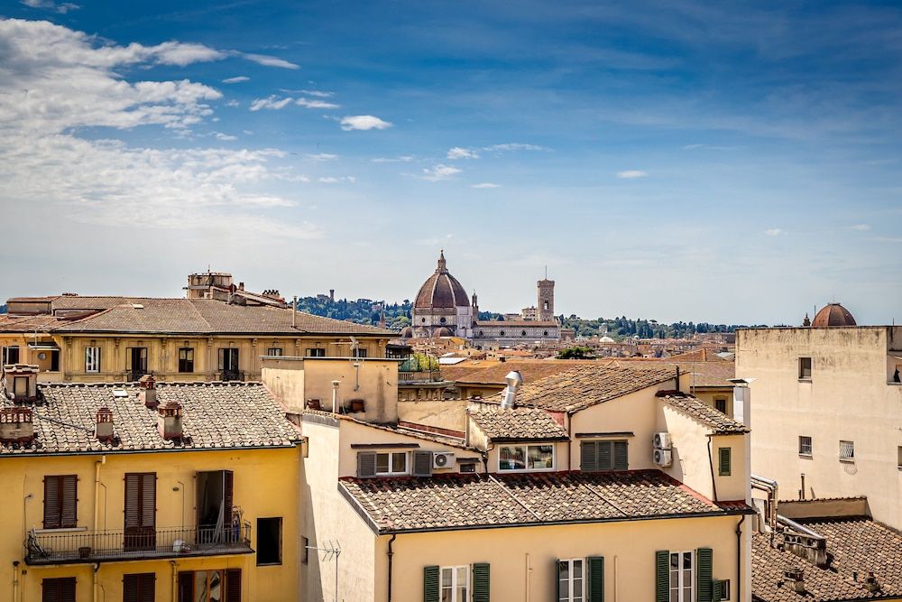 Flospirit - Magnifico Apartment, 3 Bedrooms, City View 21