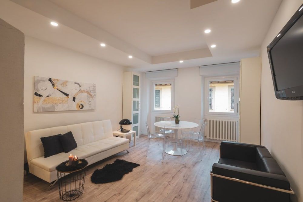 undefined Charming Fossi 7