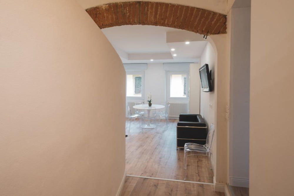 Charming Fossi Studio 14