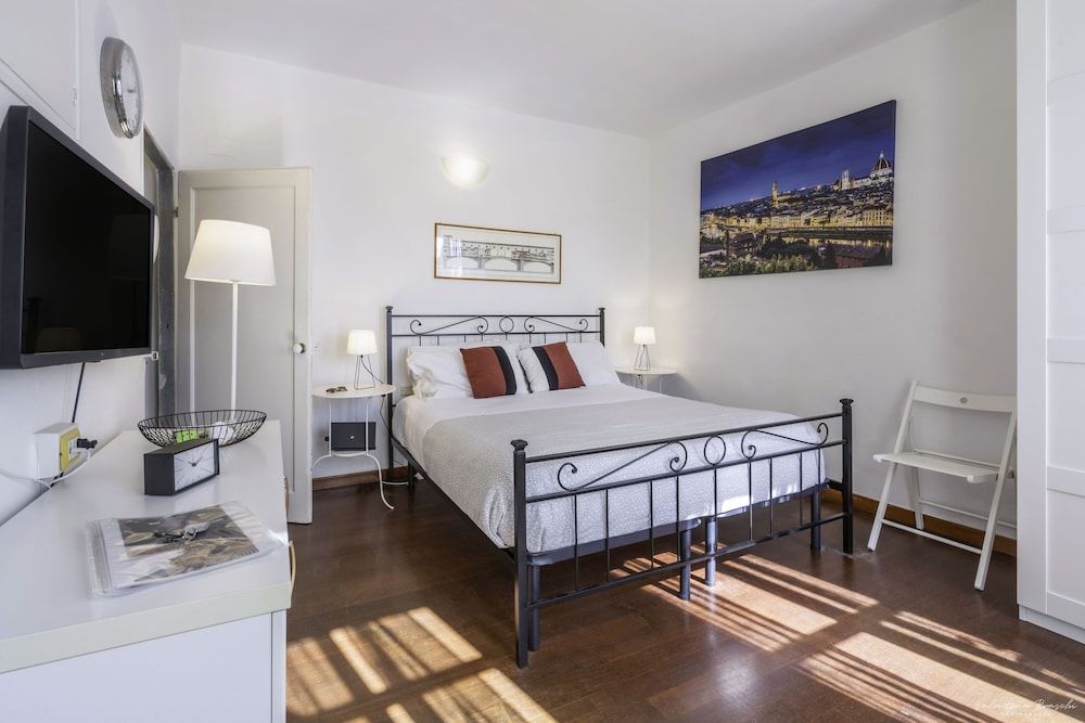 undefined Wine Apartments Florence Prugnolo 10