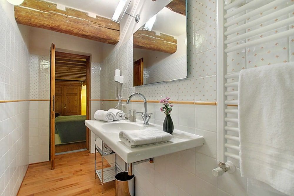 undefined Appartamento Puccini 6