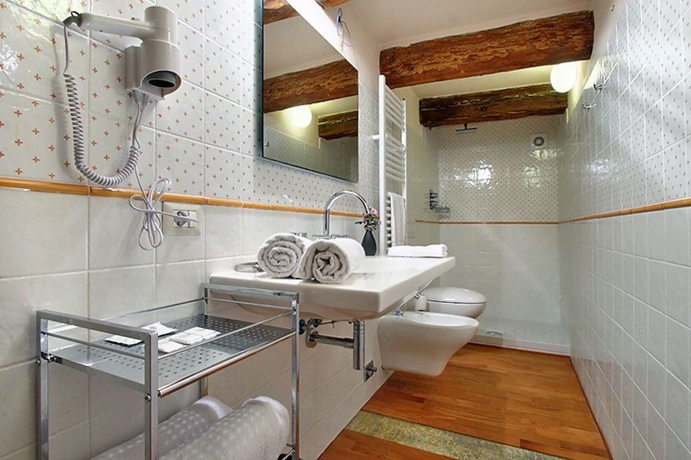 undefined Appartamento Puccini 5