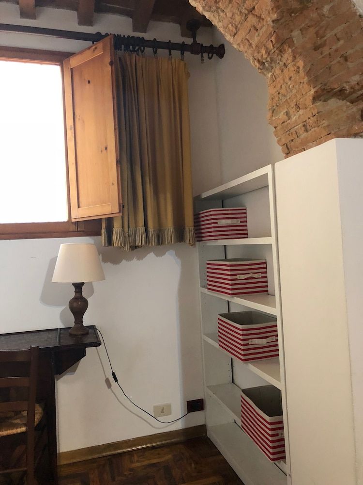 Macci Number Eight City Apartment 11