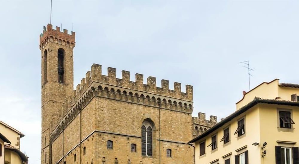 undefined Ghibellina 65 At Medici 2