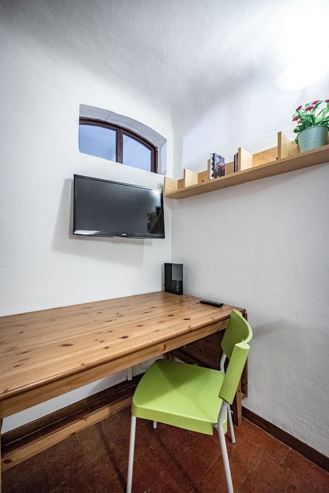 Flospirit - Viola Apartment, 2 Bedrooms, City View 28