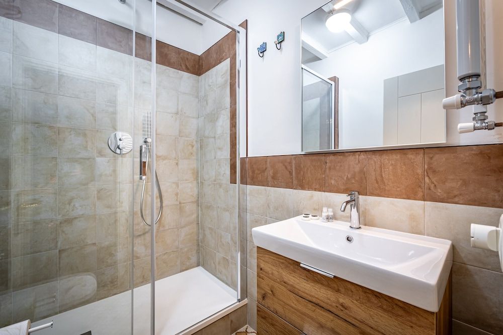 Flospirit - Viola Apartment, 2 Bedrooms, City View 18