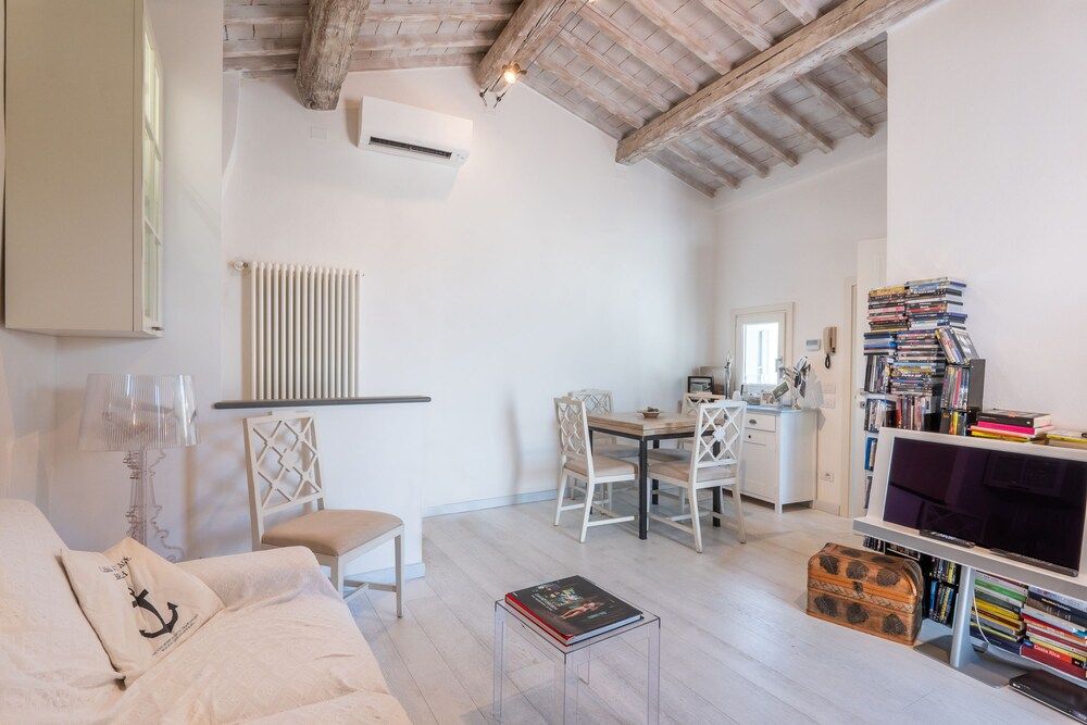 Ponte Vecchio Terrace Apartment, 1 Bedroom 12