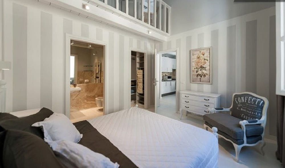 undefined Elegante Appartamento a Firenze 2