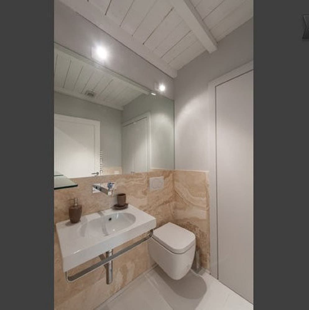 undefined Elegante Appartamento a Firenze 9