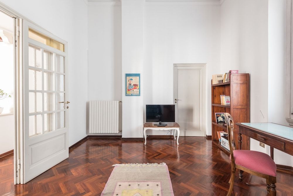 Leopolda Dream Beautiful Apartment Sleeps 5 Duplex, 2 Bedrooms 29