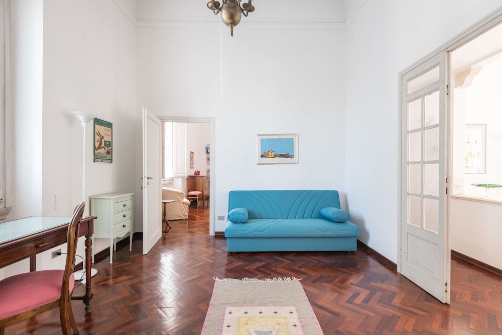 Leopolda Dream Beautiful Apartment Sleeps 5 Duplex, 2 Bedrooms 27