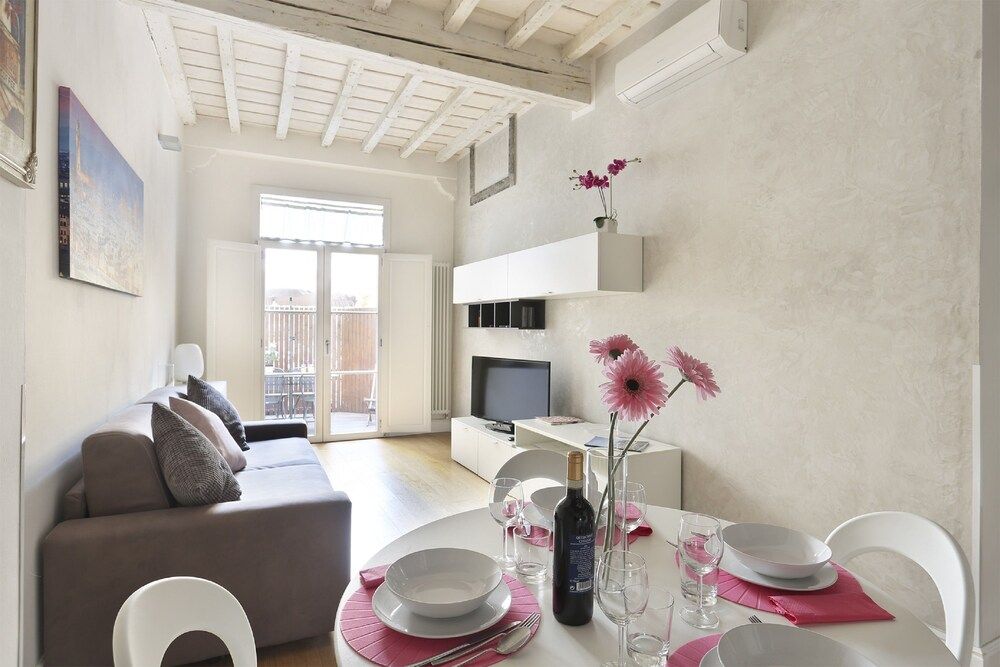 undefined Ginori Apartment 10