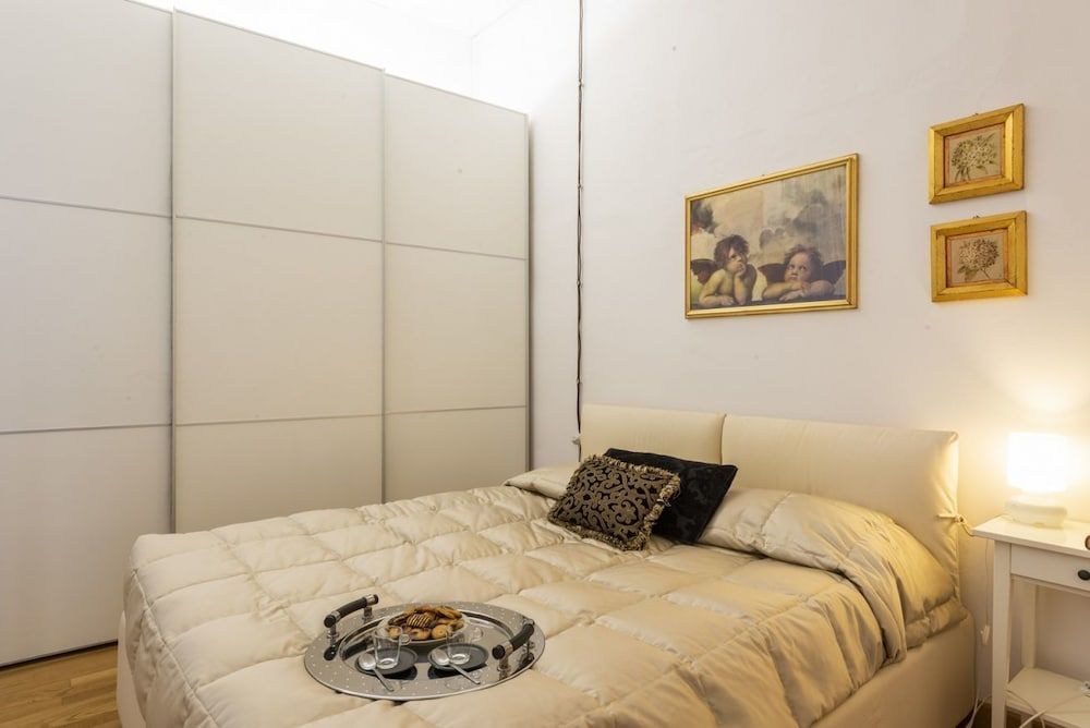 undefined Charming Santo Spirito 5