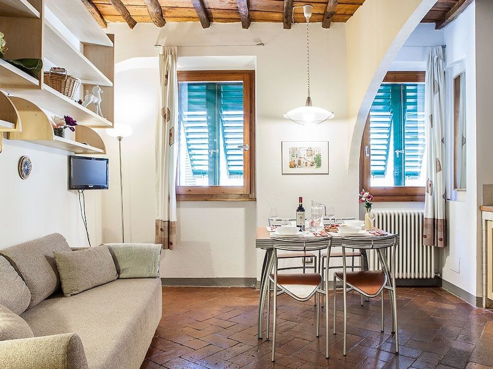 San Lorenzo Apartment Apartment, 1 Bedroom, City View 2