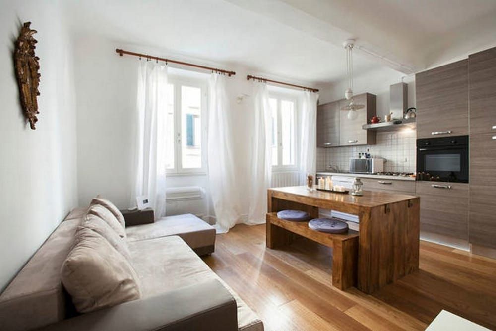 undefined Carmine Suite 6