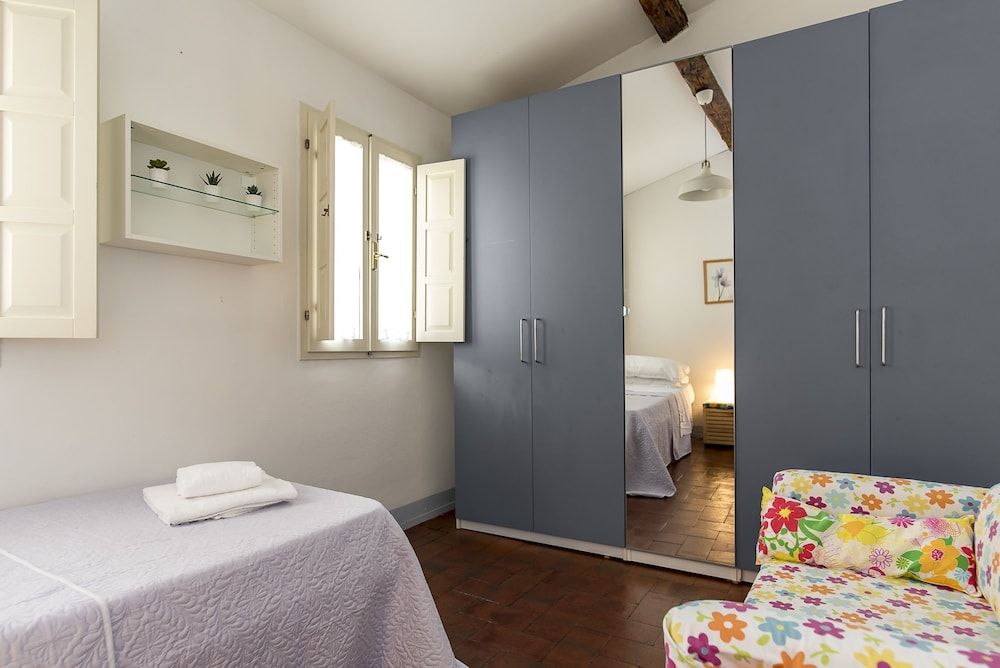 undefined Macci Apartment 8