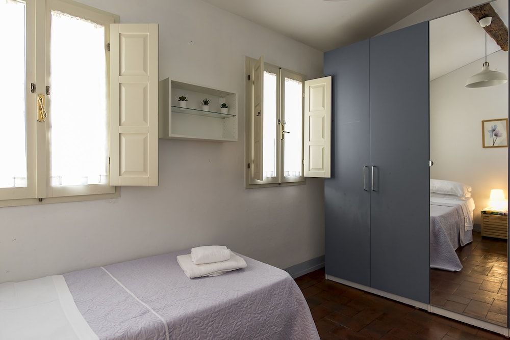 undefined Macci Apartment 9