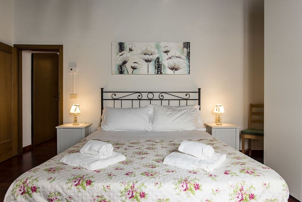 undefined Borgo Pinti Apartment