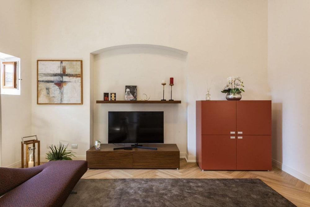 Brunelleschi Stylish Apartment, 2 Bedrooms 28