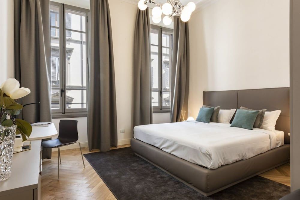 undefined Brunelleschi Stylish