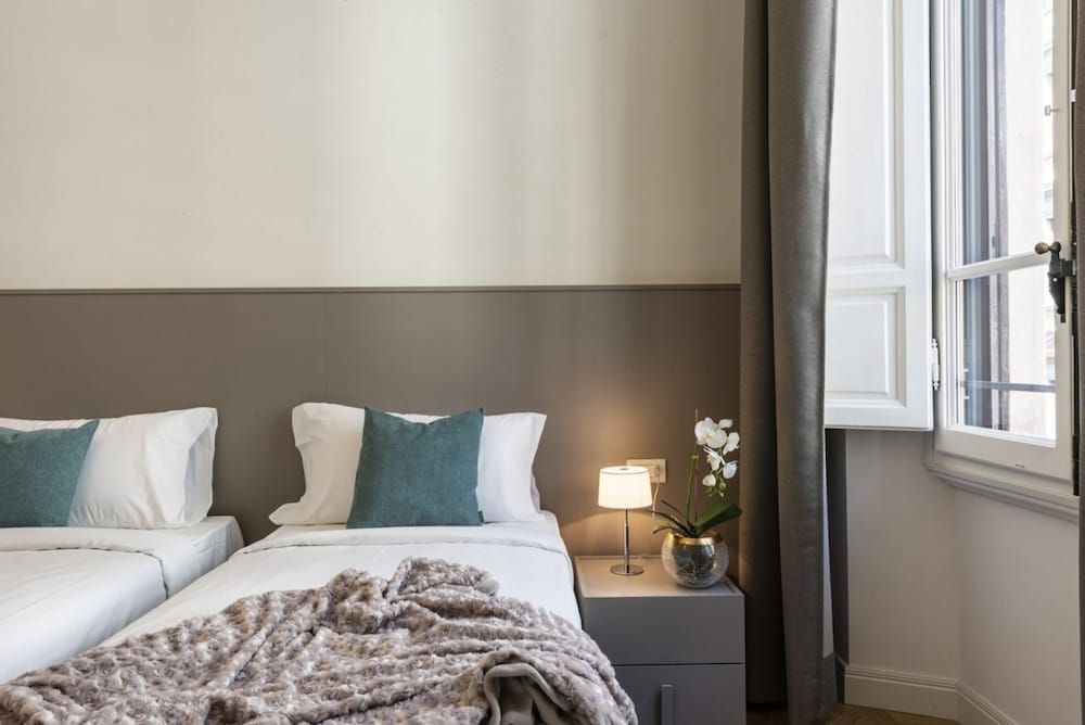 Brunelleschi Stylish Apartment, 2 Bedrooms 11