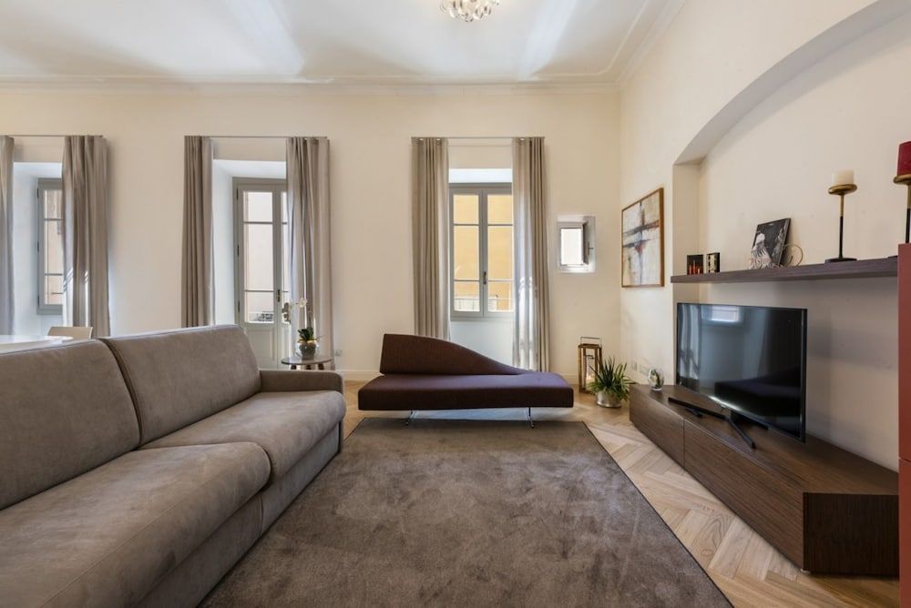 Brunelleschi Stylish Apartment, 2 Bedrooms 2