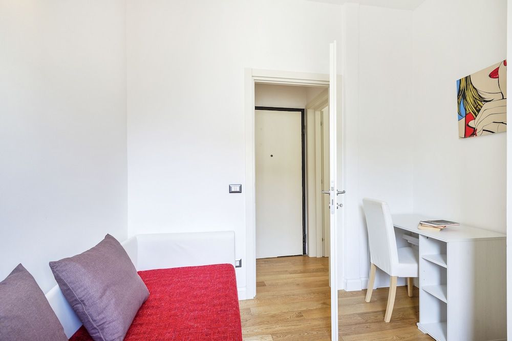 Santa Croce Stylish Flat Apartment, 2 Bedrooms 9