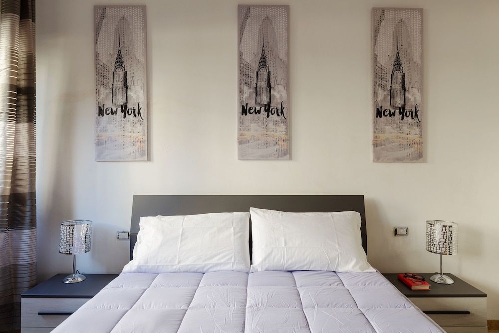 undefined Florence Ognissanti Apartment  6