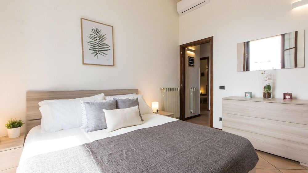 undefined Rental In Rome Rosselli Palace Apartment 5 5