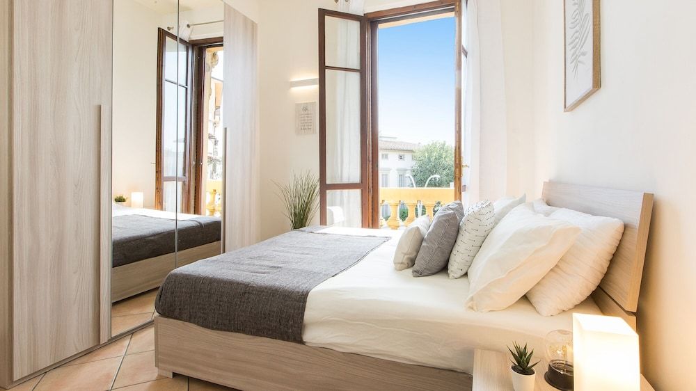 undefined Rental In Rome Rosselli Palace Apartment 5 9