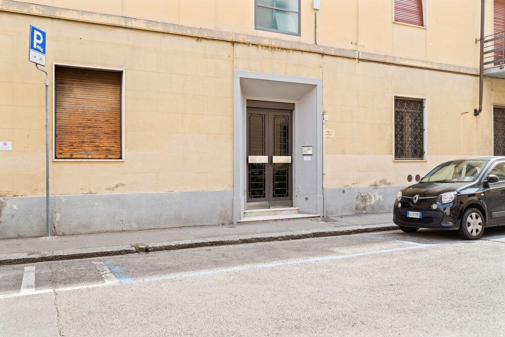 undefined Florence San Jacopino Apartment 4