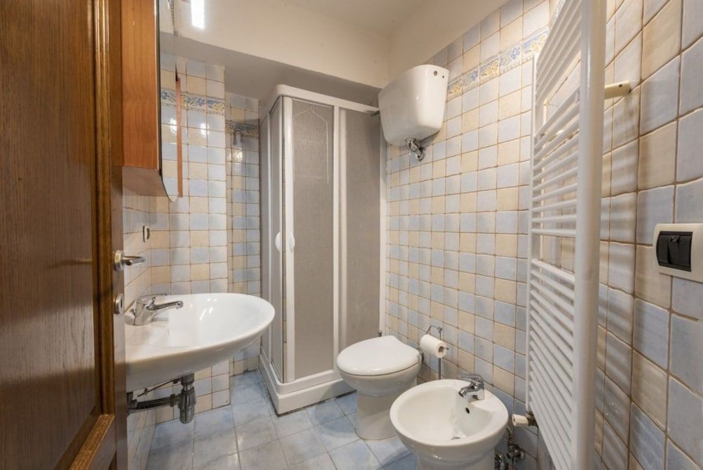 Eolo Apartment Apartment, 2 Bedrooms 8