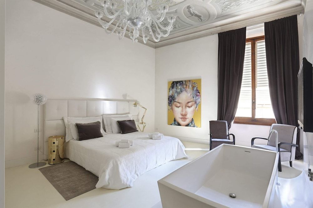 Luxury Apartment in Central Florence Apartment, 3 Bedrooms 24