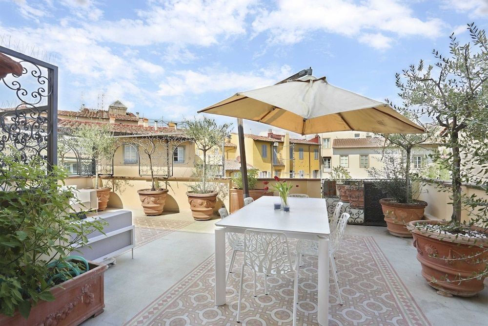 Luxury Apartment in Central Florence Apartment, 3 Bedrooms 48