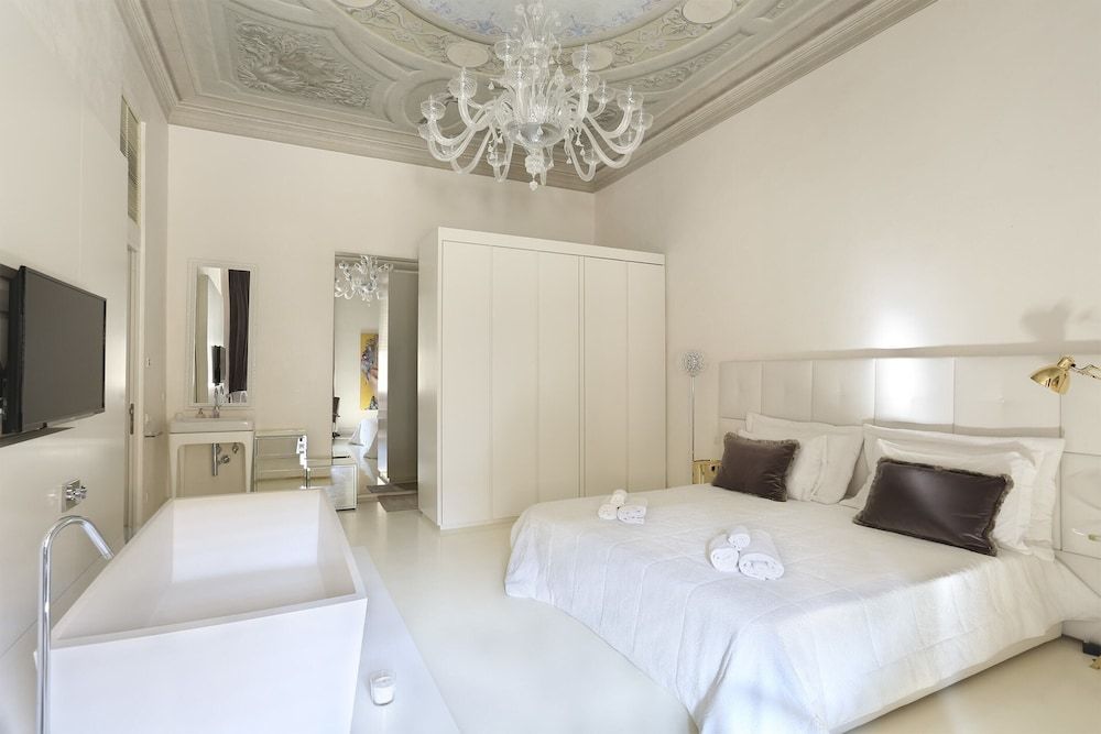 Luxury Apartment in Central Florence Apartment, 3 Bedrooms 4