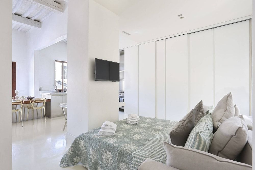 Luxury Apartment in Central Florence Apartment, 3 Bedrooms 18
