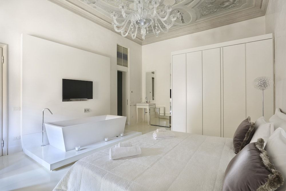 Luxury Apartment in Central Florence Apartment, 3 Bedrooms 3