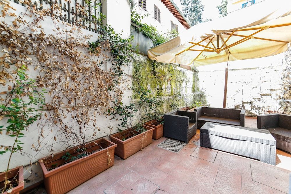 undefined Traditional apt Close to The Duomo - private yard! 10