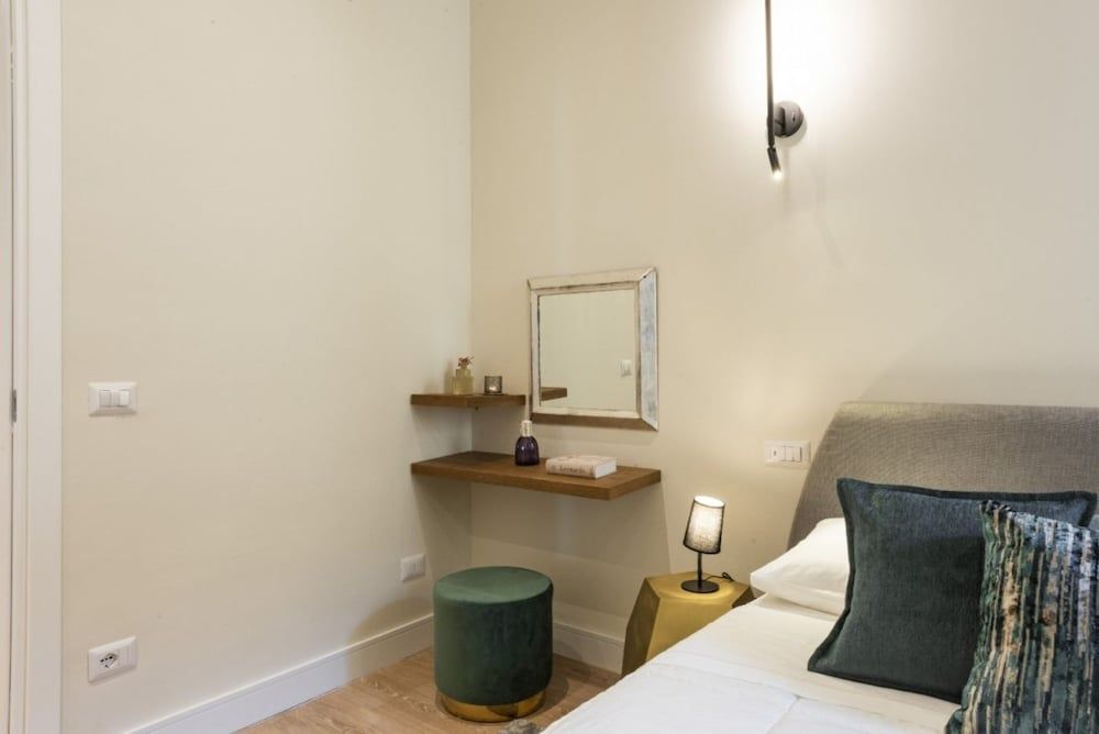 undefined Porta Rossa Exclusive 8