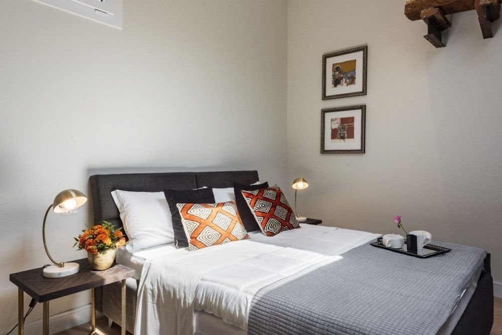 undefined Porta Rossa Exclusive 6