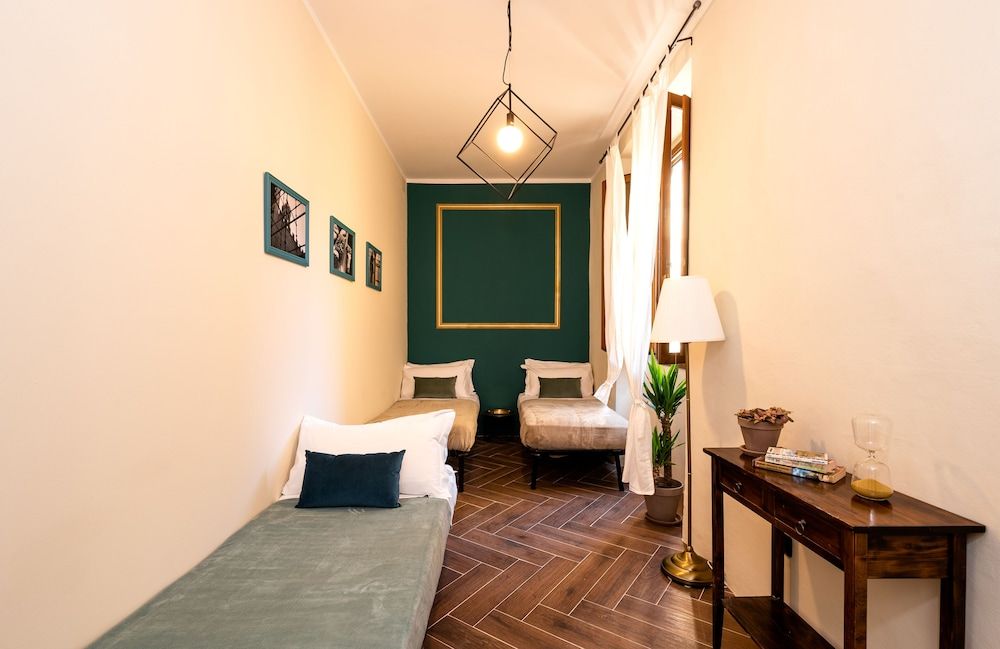 undefined Charming Tuscan city center apartment - Duomo 10