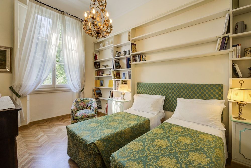 undefined Azeglio Five Senses