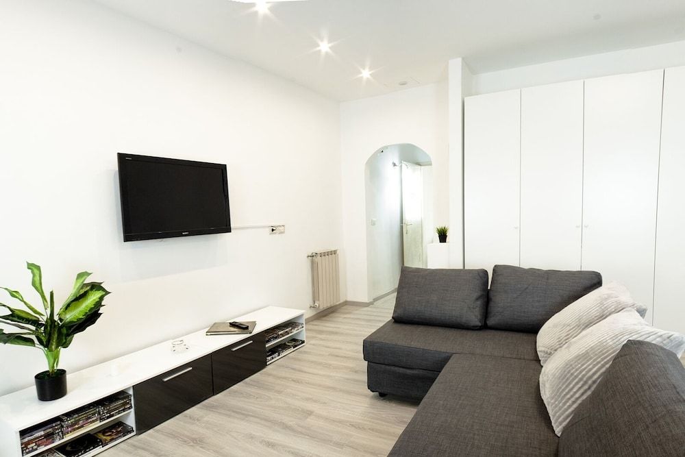 undefined Serragli 31 6