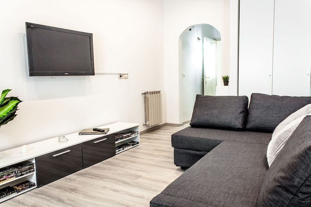 undefined Serragli 31 7