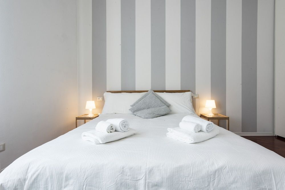Renovated 19th-Century Apartment in an Authentic Area Apartment, 1 Bedroom 9