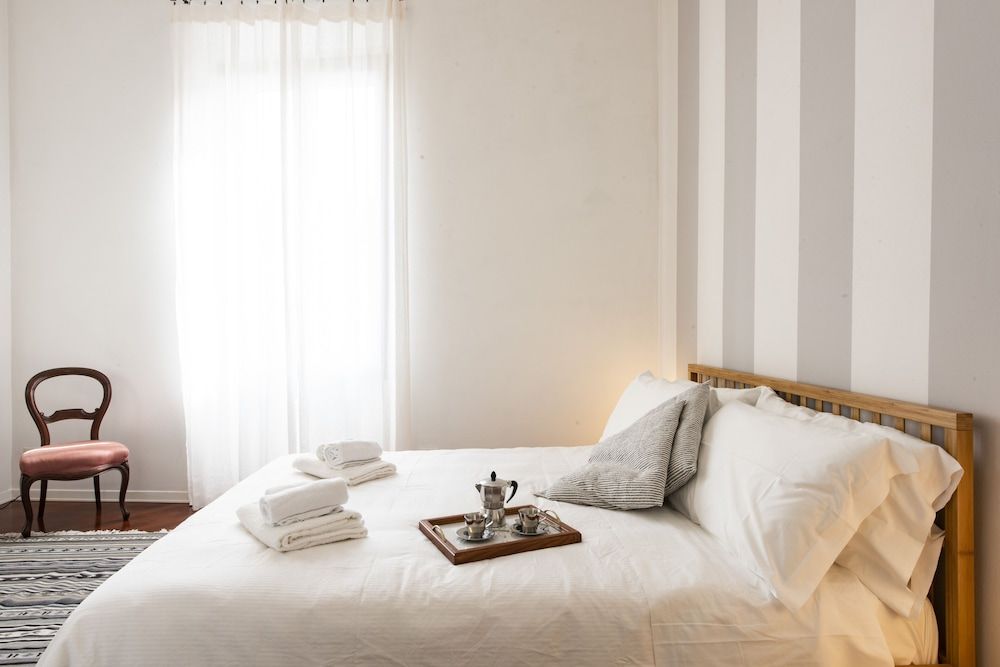 Renovated 19th-Century Apartment in an Authentic Area Apartment, 1 Bedroom 7