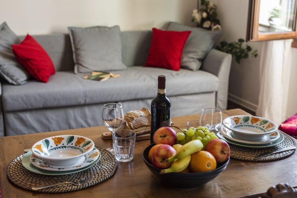 Renovated 19th-Century Apartment in an Authentic Area Apartment, 1 Bedroom 16